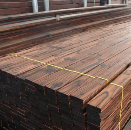 碳化木會散發(fā)有毒氣體嗎？它適合使用在室內(nèi)嗎？